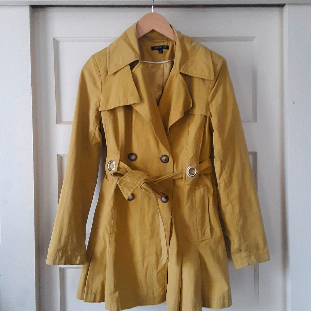 Forever cynthia green/ yellow buttoned jacket